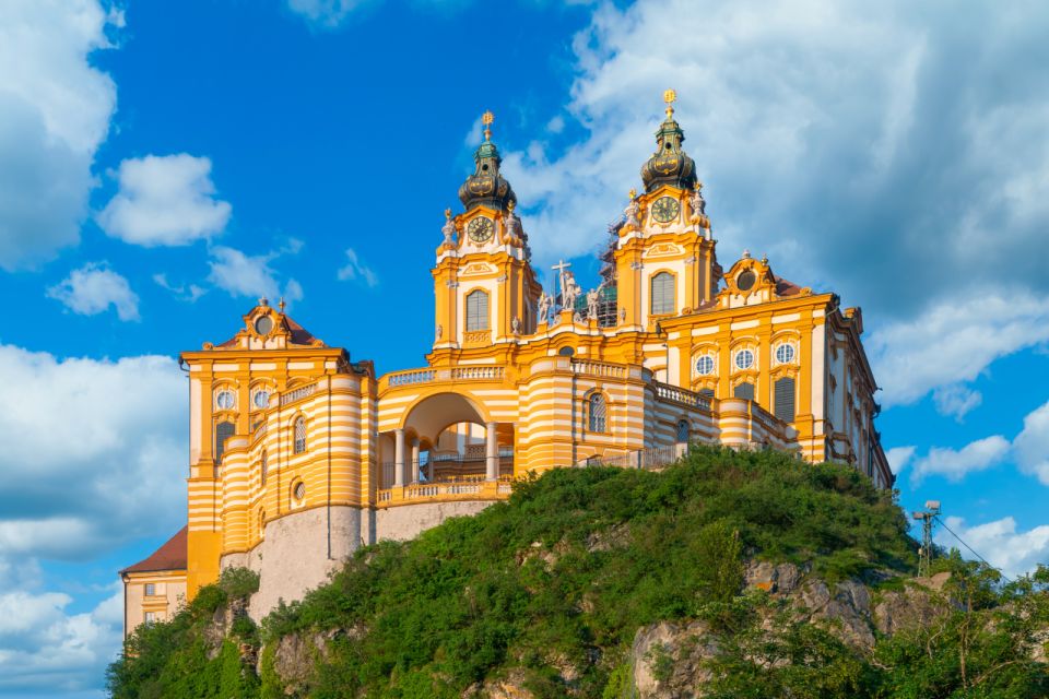 Vienna: Melk Abbey, Danube Valley, Wachau Private Car Trip - Exploring Danube Valley Towns