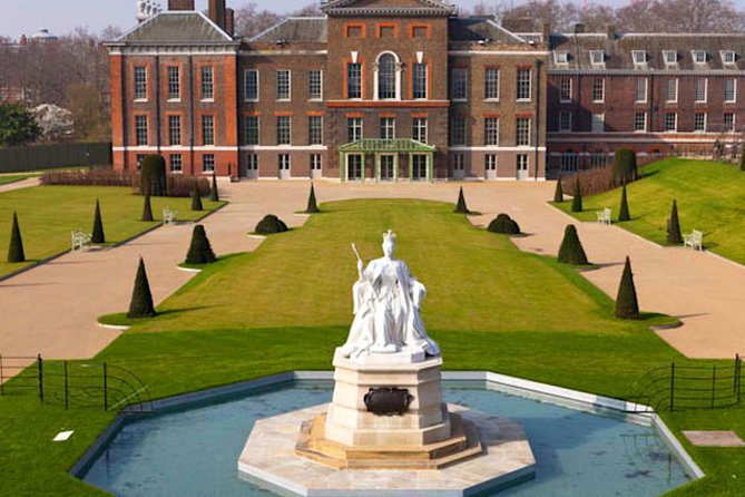 VIP Tour: Royal High Tea At Kensington Palace Gardens - Tour Duration and Group Size