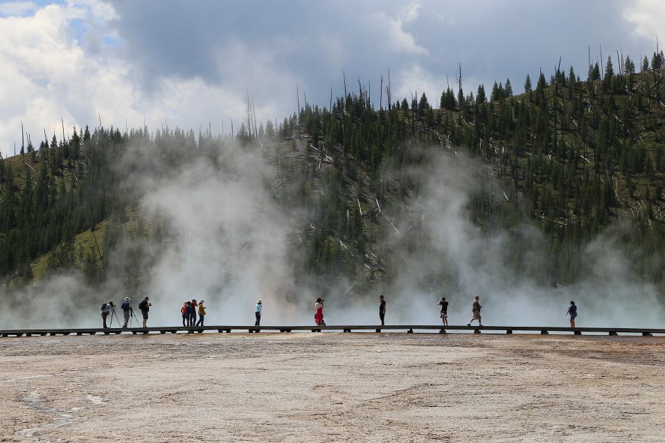 West Yellowstone: Yellowstone Day Tour Including Entry Fee - Natural Beauty