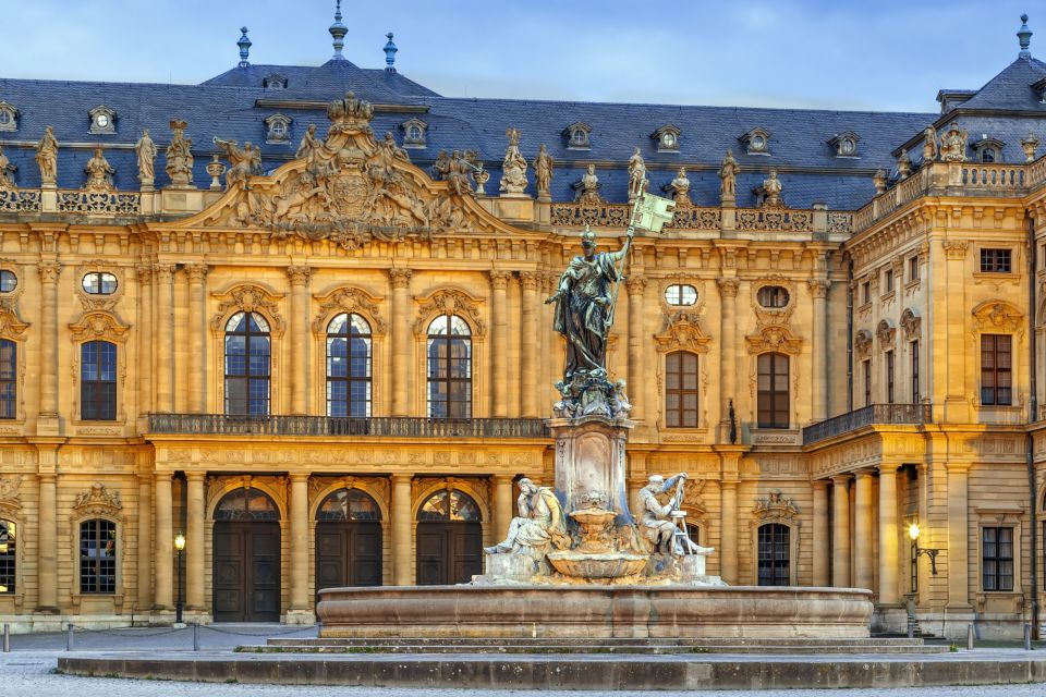 Würzburg: First Discovery Walk and Reading Walking Tour - Discover Old Main Bridge