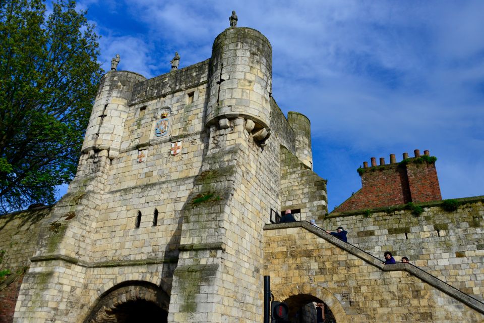 York: City Highlights Small Group Walking Tour - Hearing Tales of Nordic Invasion