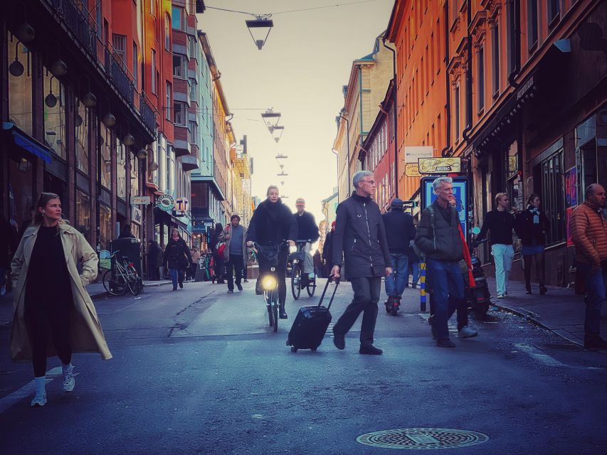 2-Hour Walking Tour in Stockholm - Tour Restrictions