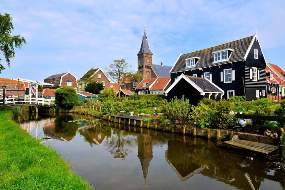 Amsterdam: Windmills, Edam, Volendam and Marken Private Tour - Volendam and Marken Exploration