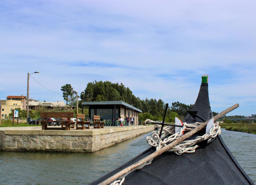 Aveiro: Typical Boat Tour With Tasting - 90 Min - Frequently Asked Questions