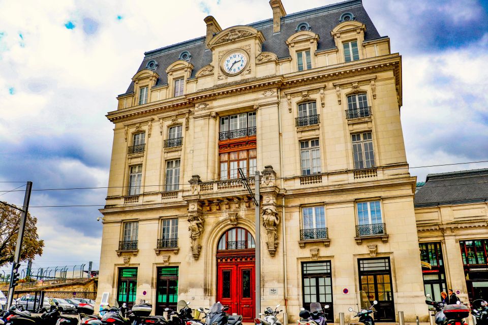 Bordeaux: Private Architecture Tour With a Local Expert - Frequently Asked Questions