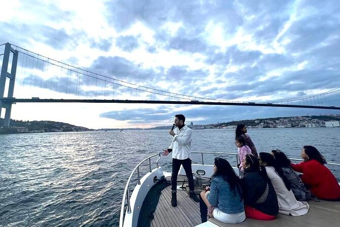 Bosphorus Guided Luxury Yacht Cruise With Live Guide (90 Minutes) - Cancellation Policy