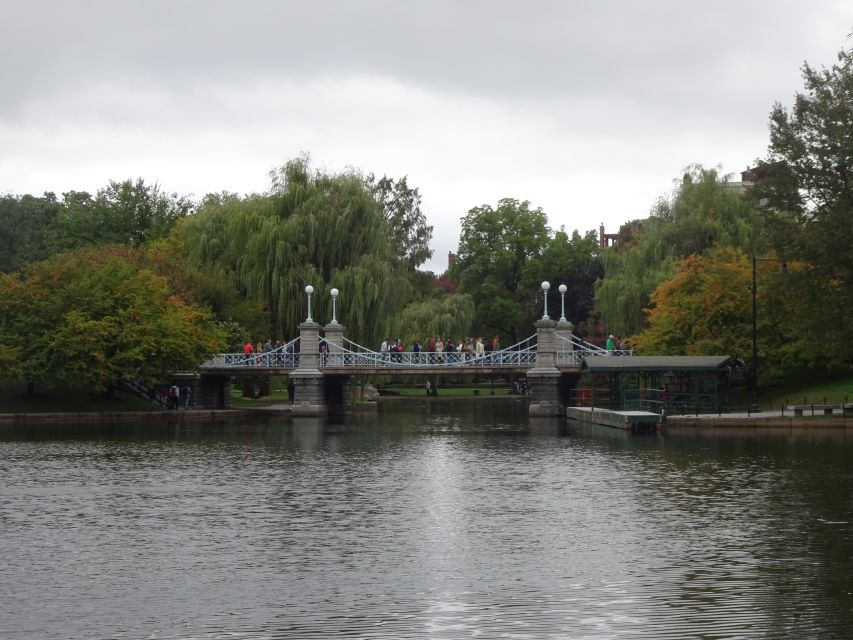 Boston Back Bay Self-Guided Walking Tour & Scavenger Hunt - Embracing the Adventure