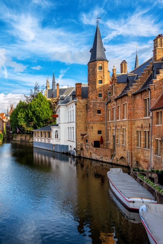 Bruges: Guided Rickshaw Tour - Meeting Point