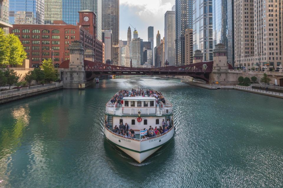 Chicago: Architecture Center Cruise on Chicagos First Lady - Educational Mission and Funding