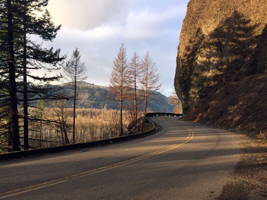 Columbia River Gorge Half-Day Small-Group Hiking Tour - Tipping and Payment