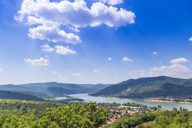 Danube Bend Full-Day Private Tour From Budapest - Experience the Danube Bend