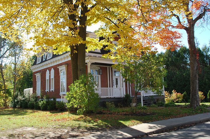 Day Trip on Quebec Historic Road, King's Highway (Montreal to Trois-Rivières) - Exploring the New France Era