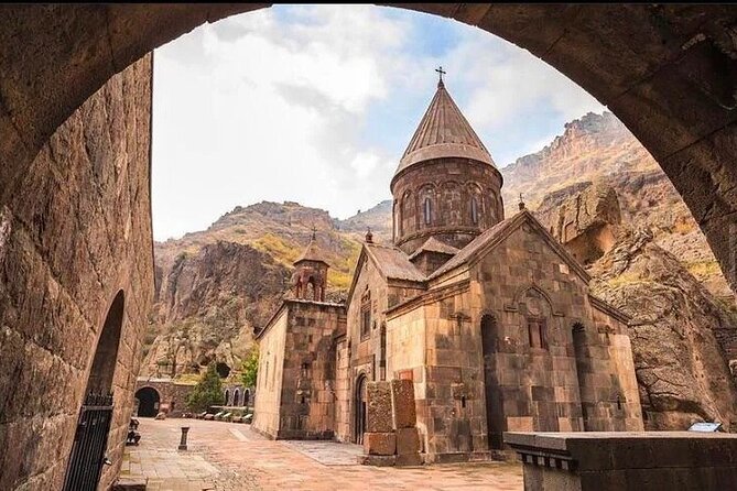 Day Trip to Garni, Geghard, Charents Arch, and Azat Canyon - Charents Arch and Azat Canyon