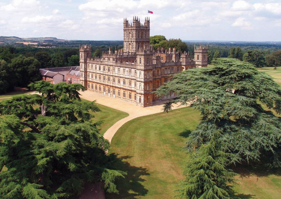 Downton Abbey and Village Small Group Tour From London - Tour Logistics and Details