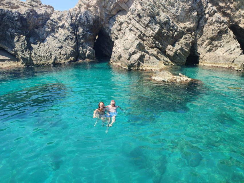 Dubrovnik: Blue Cave & Sunj Beach Boat Tour With Drinks - Relaxing at Sunj Beach