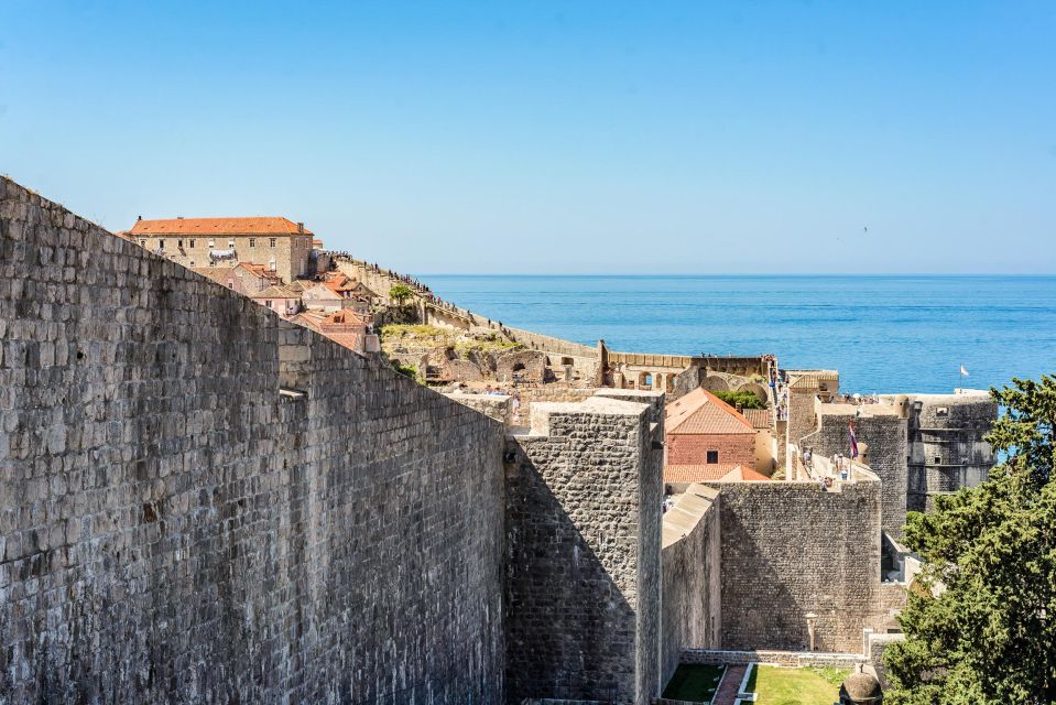 Dubrovnik: The Ultimate Game of Thrones Tour - Capturing the Iron Throne