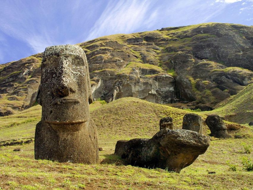 Easter Island: Private Full Day History Of The Moai - Enjoying the Ovahe and Anakena Beaches