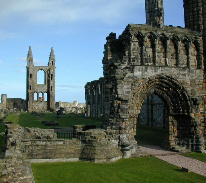 Edinburgh: Stirling, Whisky and St Andrews Tour in English - Tour Logistics and Booking