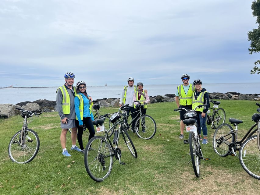 Explore the Islands & Harbor Guided Bike Tour 2-2.5 Hrs. - Bike Rental and Upgrade Options