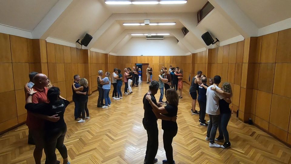 Faro: Private or Group Dance Lessons (Salsa, Bachata, Kizomba) - Salsa, Bachata, and Kizomba Dances