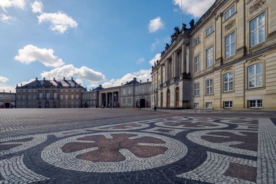 Fast-Track Amalienborg Palace Museum Copenhagen Private Tour - Royal Treasures and Exhibitions