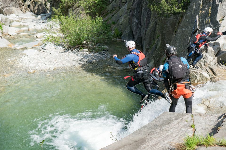 From Interlaken: Grimsel Gorge Canyoning Tour - Safety and Precautions