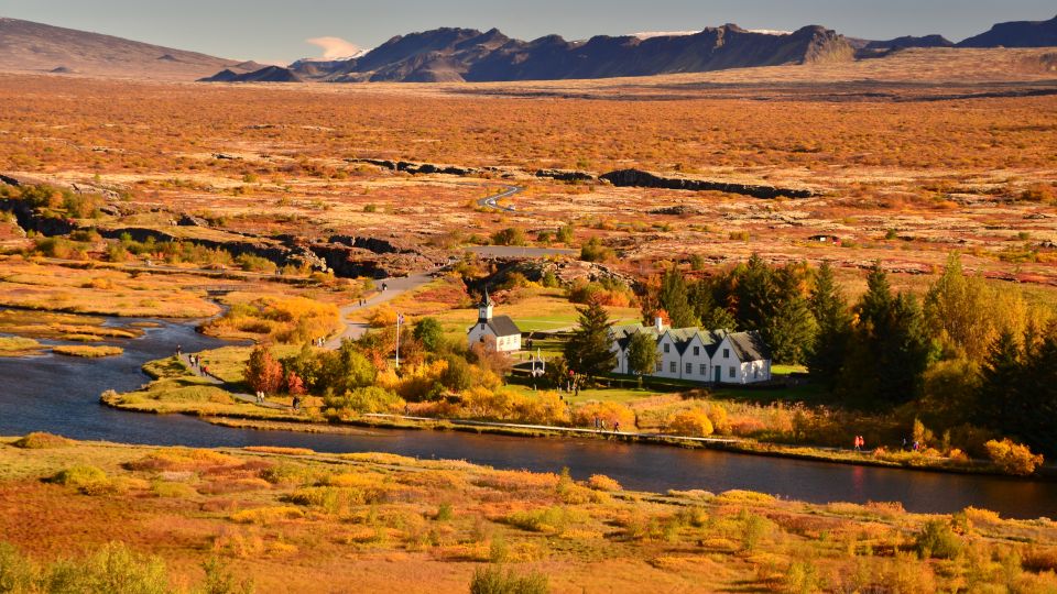 From Reykjavik: Golden Circle & Secret Lagoon Guided Tour - Walking Between Tectonic Plates