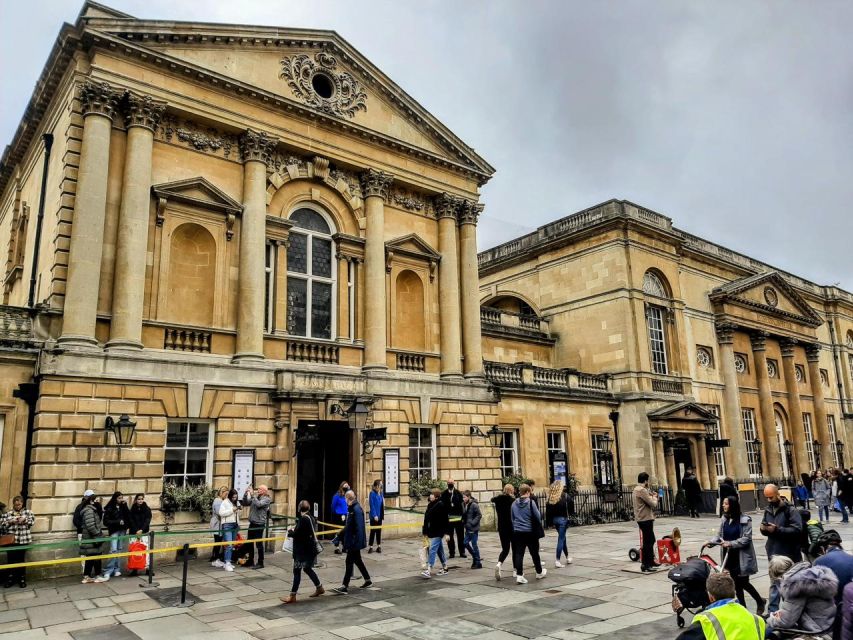 From Stratford-on-Avon/Moreton-in-Marsh: Bath & Stonehenge - Important Details