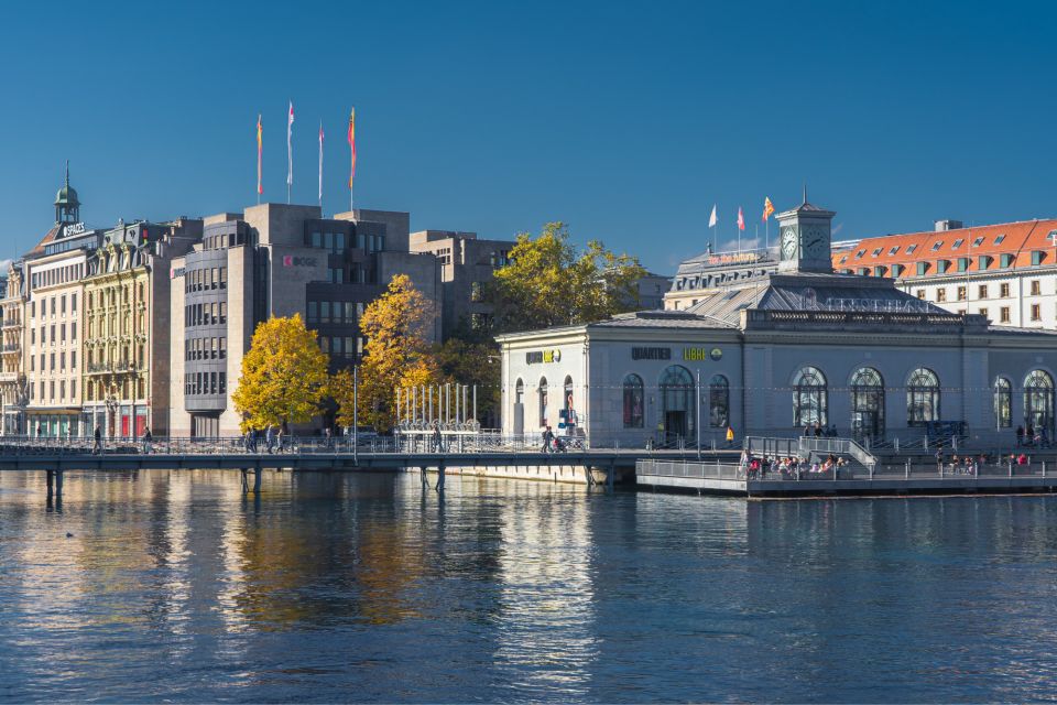 Geneva: First Discovery Walk and Reading Walking Tour - Language Availability