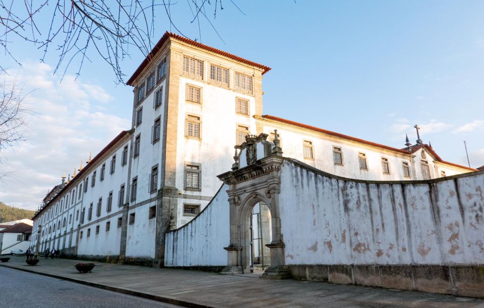 Guided Tour of the Historic Center of Vila De Arouca - Experience Highlights