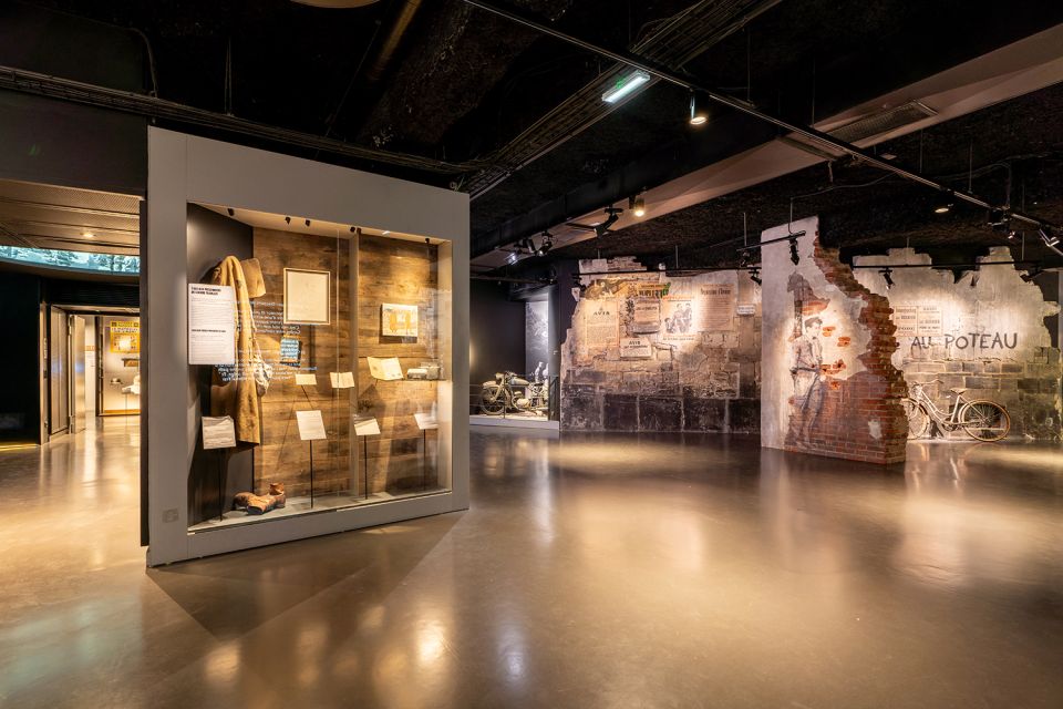 Guided Tour of the Landing Sites and the Memorial of Caen - Transportation and Meeting Point