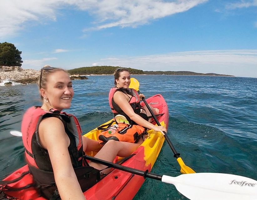 Hvar: Pakleni Islands Self-Guided Kayaking Tour - Customer Rating