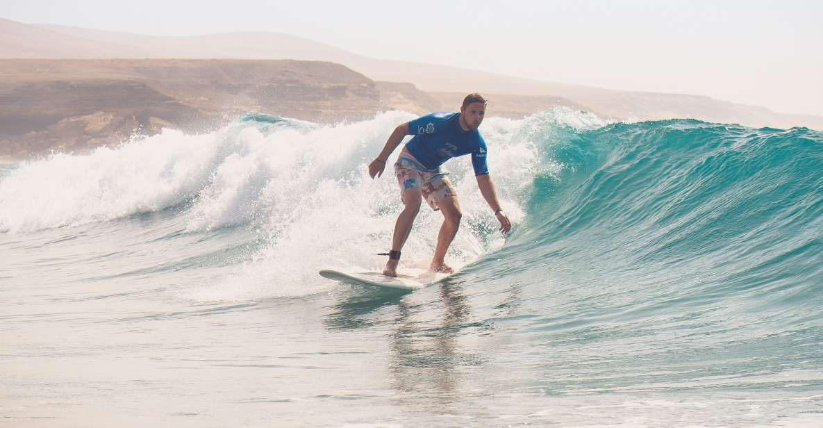 Intermediate & Advenced Surf Course in Fuerteventuras South - Group Size and Location