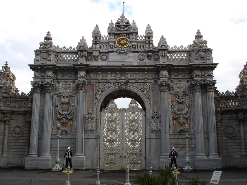 Istanbul: Dolmabahçe Palace and Üsküdar Guided Tour - Frequently Asked Questions