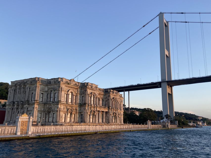 Istanbul: Old Town Highlights Tour & Bosphorus Cruise - Important Information to Note