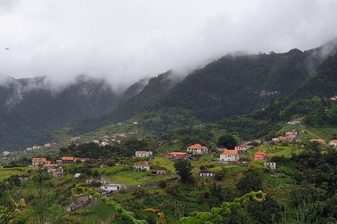 Levada Da Referta - Castelejo - Local Culture