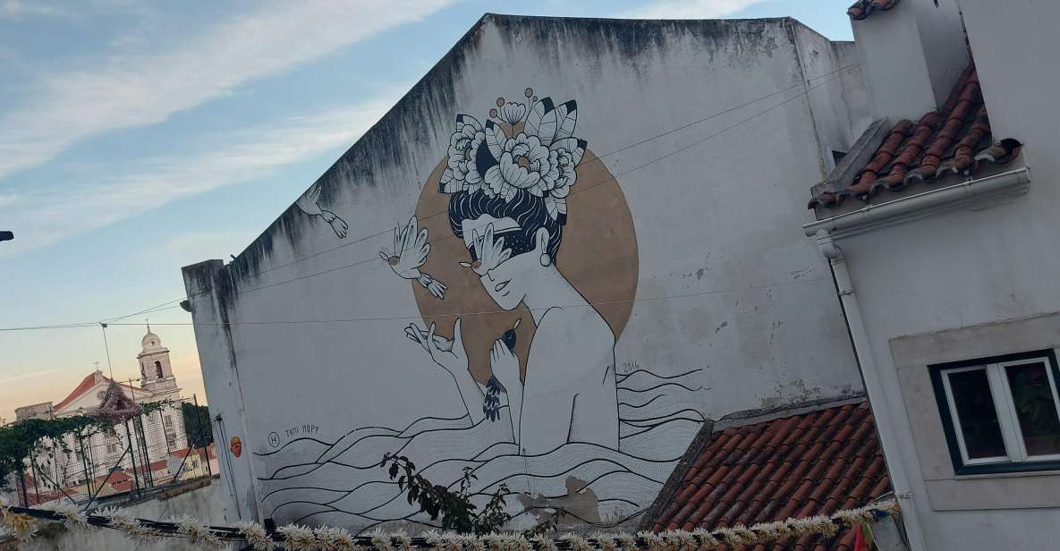 Lisbon Street Art Lovers Walk - Flexible Booking