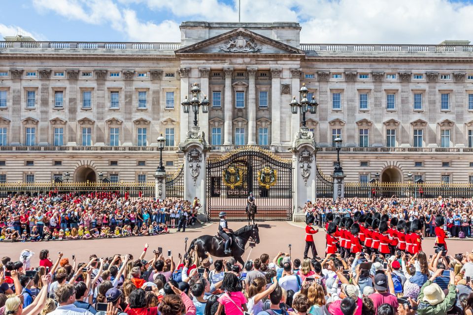 London: Buckingham Palace Entry & Changing of the Guard Tour - Additional Information