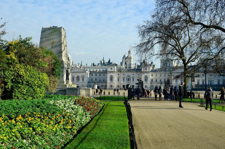 London Covent Garden: Walking Tour With Audio Guide on App - Exploring Covent Garden, Soho, and Waterloo