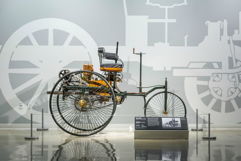 Los Angeles: Petersen Automotive Museum Admission Ticket - Highlights of the Exhibits