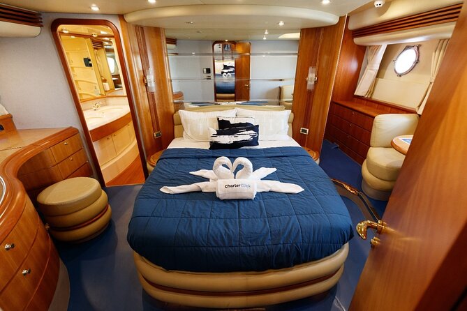 Luxury Yacht Private Rental From Dubai Marina - Meeting and End Points