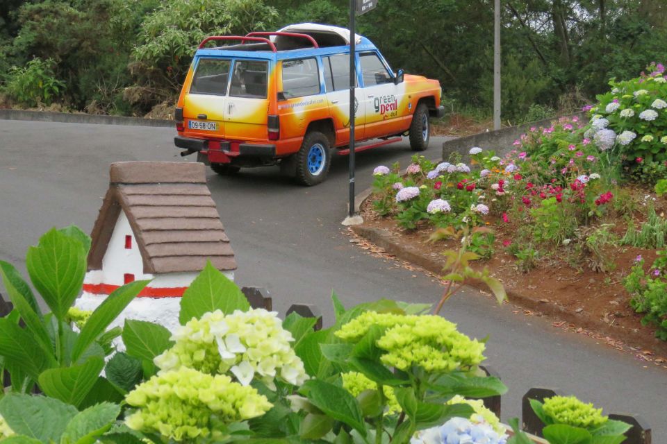 Madeira : Santana & Peaks Full Day Tour by Open 4x4 - Enjoying Traditional Tastes