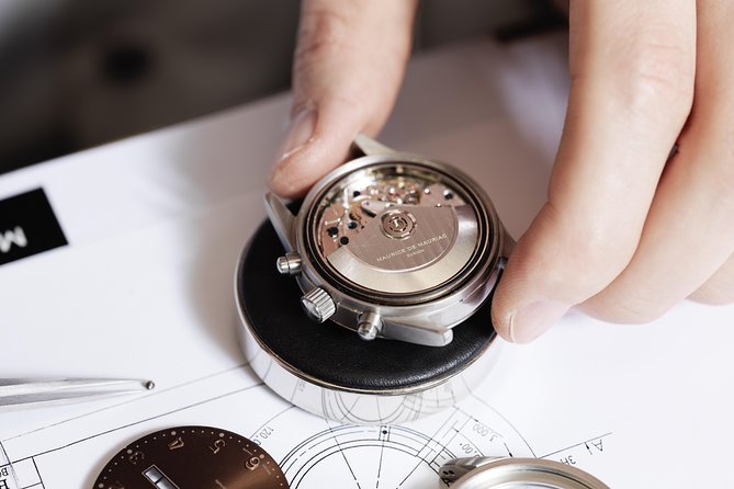 Maurice Watch Workshop in Zurich - Assembling a Watch