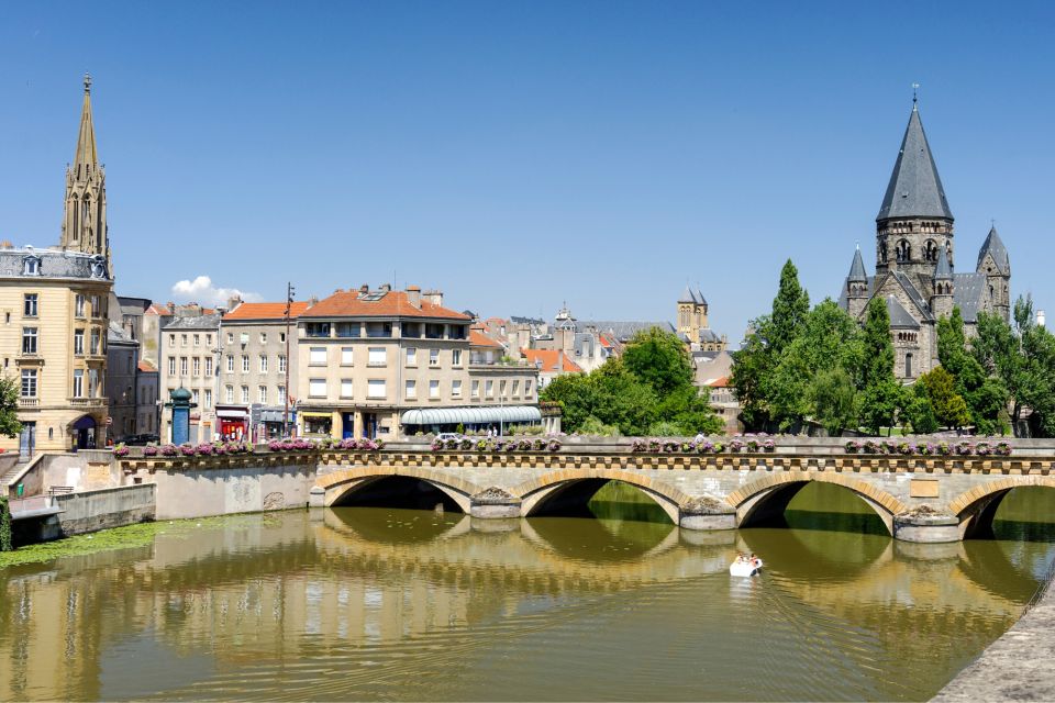 Metz: First Discovery Walk and Reading Walking Tour - Navigating the Self-Guided Walking Tour