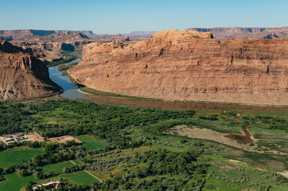 Moab: Backcountry Arches Helicopter Tour - What to Expect on the Tour