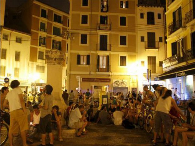 Palma De Mallorca: Old Town Atmospheric Evening Tour - Additional Tour Information