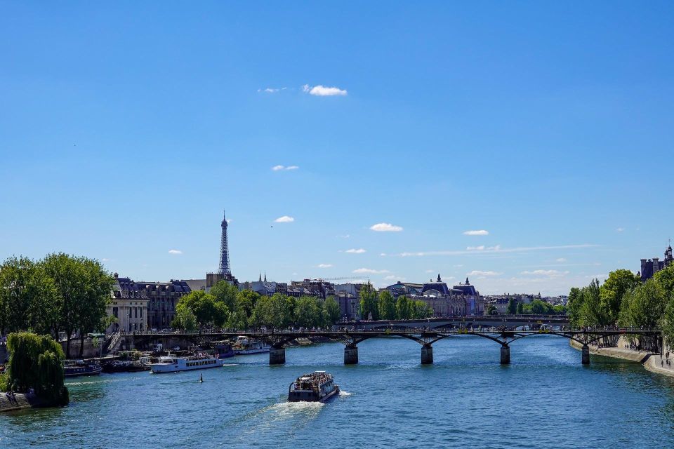 Paris : Audio Guided Tour of the Bridges of Paris - Discovering Pont Neuf