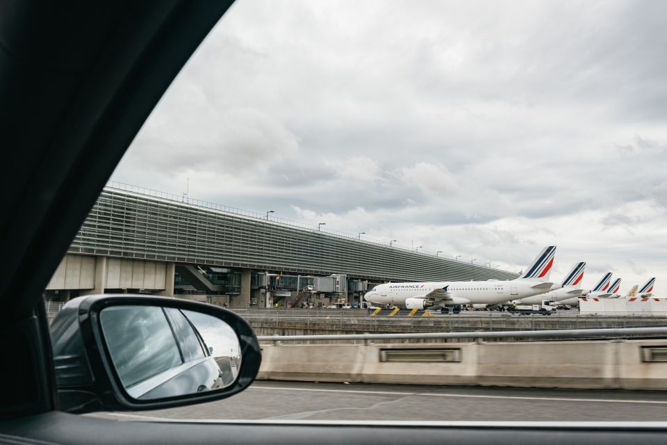 Paris: Private Transfer to or From Charles De Gaulle Airport - Booking and Reservation Process