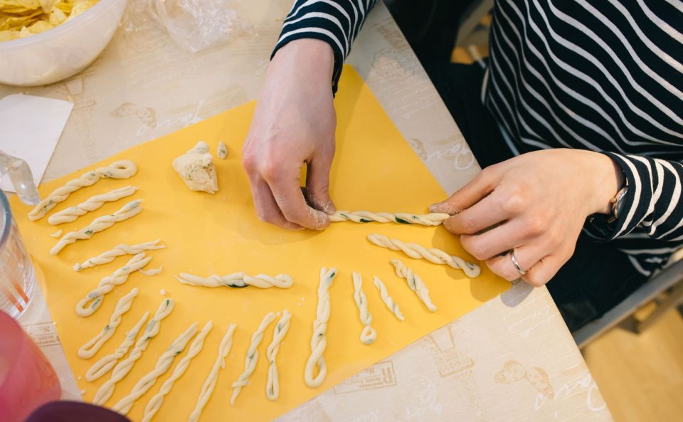 Pasta Masterclass With 4th-Generation Naples Pasta Expert - Experience Highlights