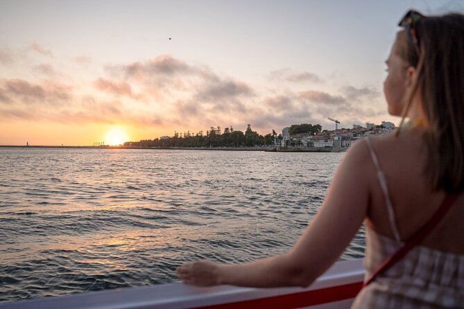 Porto: 6 Bridges Douro River Party Boat With Sunset Option - Group Size and Capacity